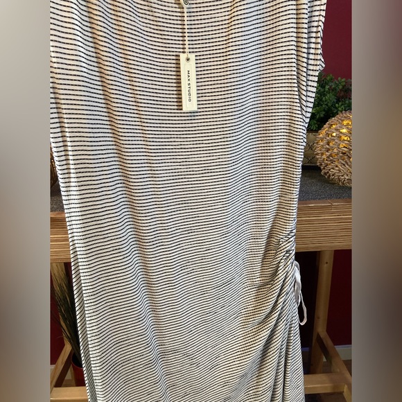 Max Studio Cap Sleeve Striped Maxi Dress - Picture 3 of 5